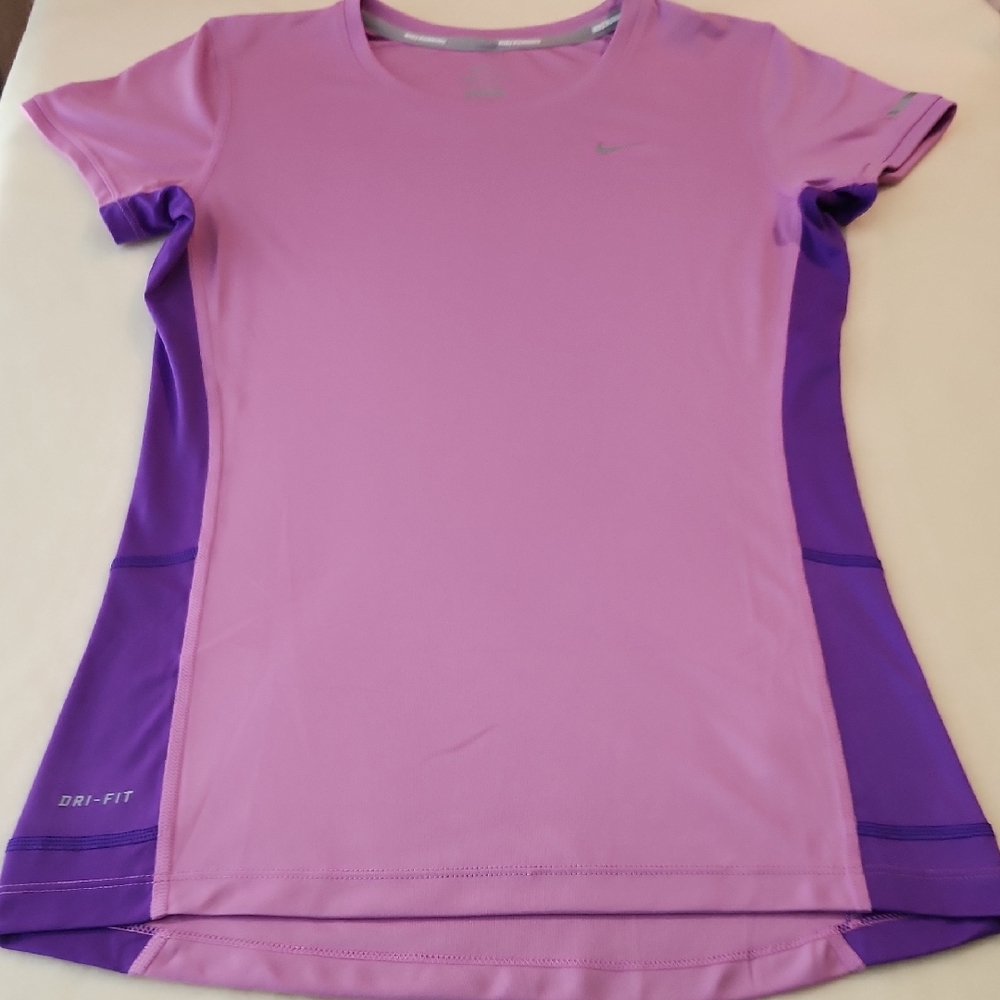 Nike Dri-Fit Running Pink and Purple Fitted Short Sleeve Tee Women's XS